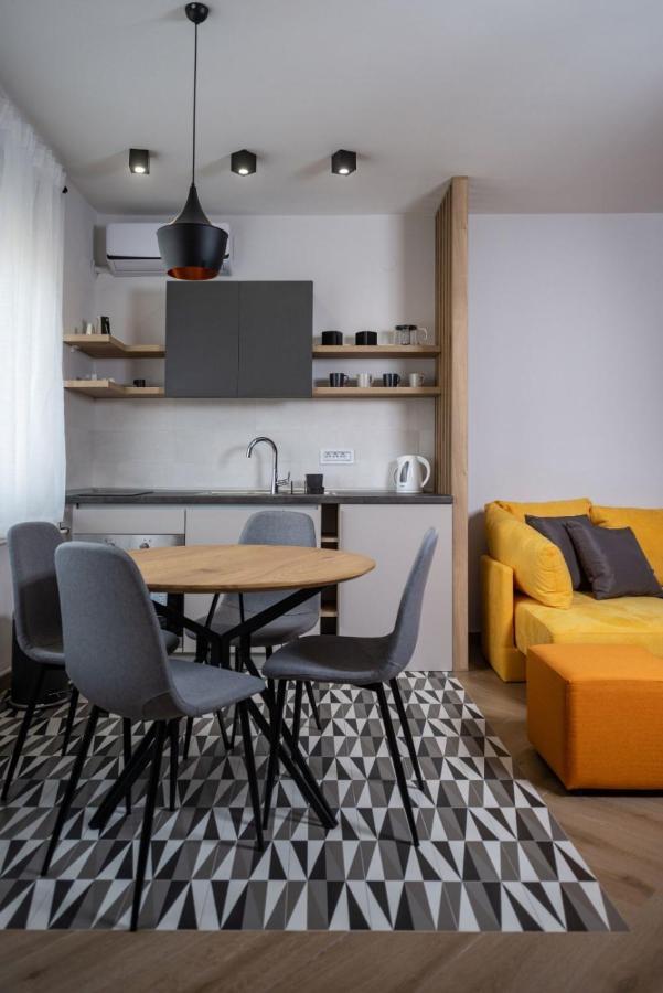 Republic Square Apartment - With Garage Novi Sad Eksteriør billede