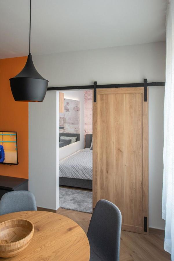 Republic Square Apartment - With Garage Novi Sad Eksteriør billede