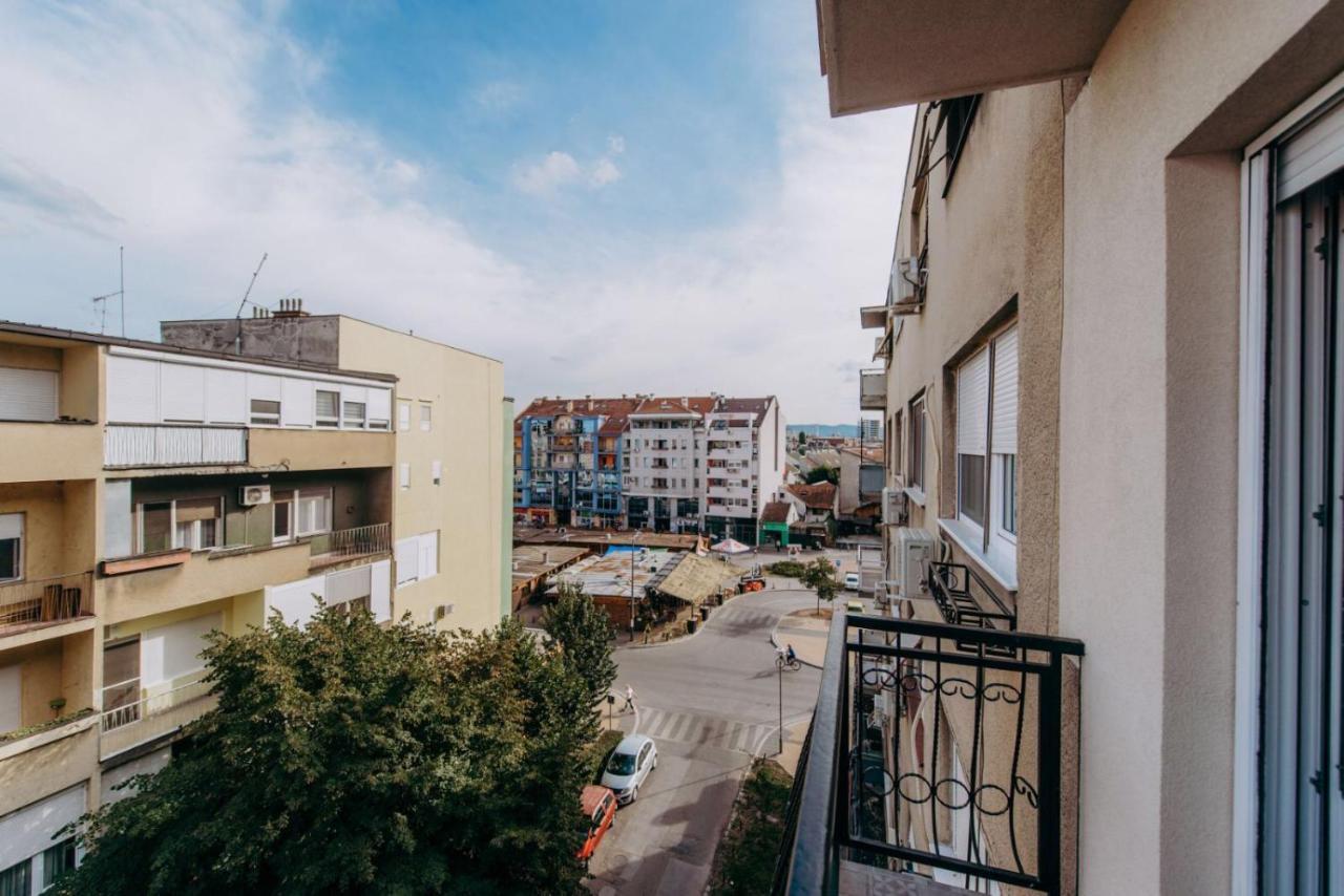 Republic Square Apartment - With Garage Novi Sad Eksteriør billede